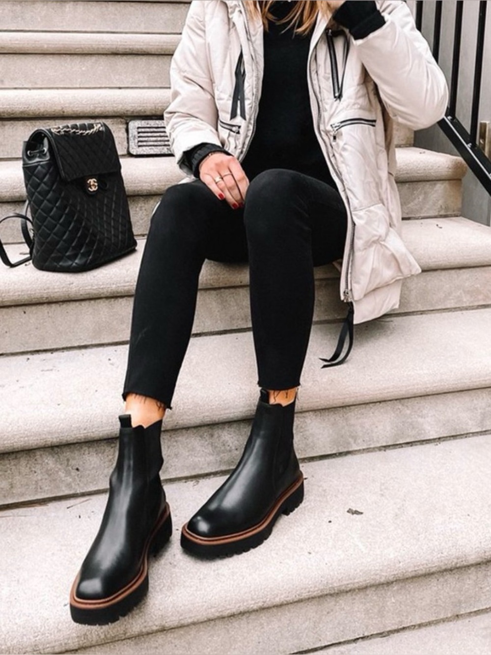 Sam Edelman Laguna Black Leather Chelsea Lug Boots Women’s 8.5